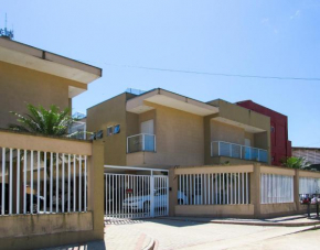Casa incrivel c Wi-Fi a 3 min da Praia da Enseada
